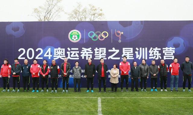 在厦门，一系列契合当下电影产业发展的活动热烈展开，引发行业内外对中国电影未来走向的广泛思考：影评人、制片人藤井树：这次金鸡百花电影节在“电影+”领域做了深入探索。