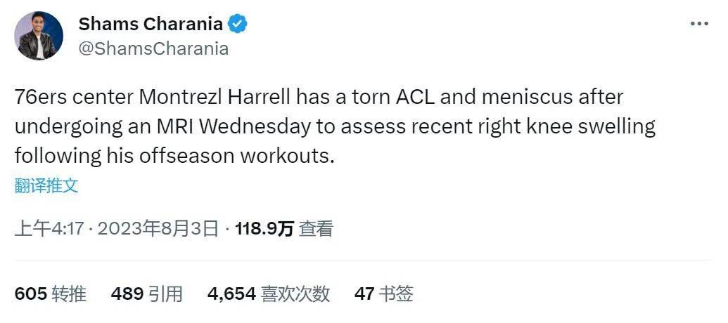 现场，她还获得了大批粉丝接机，张婧仪也贴心的和粉丝们打招呼签名，一刻不停歇。