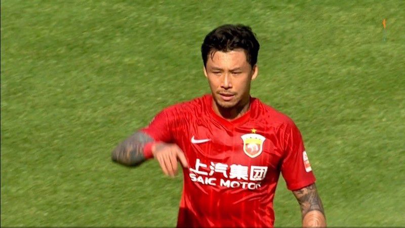 多年来，这部小说被改编成多部电影。