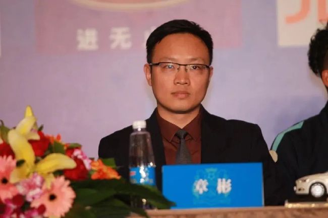 影片翻拍自2009年郑保瑞执导，古天乐、任贤齐等主演的惊悚片《意外》。