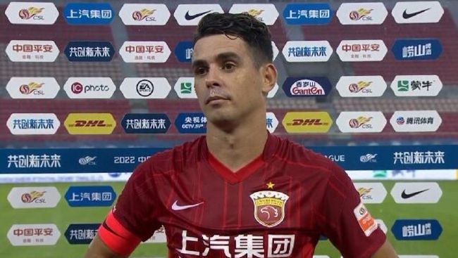 “还有一场戏是在一条江，那个是我们真正去南京找到了那么一个场景。