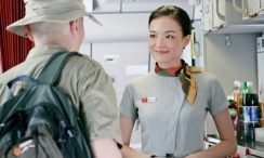 《蜂蜜的针》曝终极预告 袁泉上演除害猎杀法则3453人看过 《阳光女子合唱团》MV上线 A-lin歌唱爱与幸福2103人看过 《天才游戏》曝预告 彭昱畅丁禹兮化身纯恨宿敌2667人看过 《纯真年代的爱情》研讨会 孙千王天辰忆拍摄往3157人看过 新闻首页 电影新闻首页 明星新闻 华语 海外 成龙、梁朝伟、小贝、李栋旭等观战NBA中国赛 日前，25-26赛季NBA季前赛在中国澳门举行，成龙、梁朝伟 、刘嘉玲、任达华、大卫·贝克汉姆、林书豪、李小鹏、李栋旭、刘宪华、杜华、李汶翰等到场观.Disney+剧集《诉讼女王》（All\'s Fair）在化学之家举行首映礼。